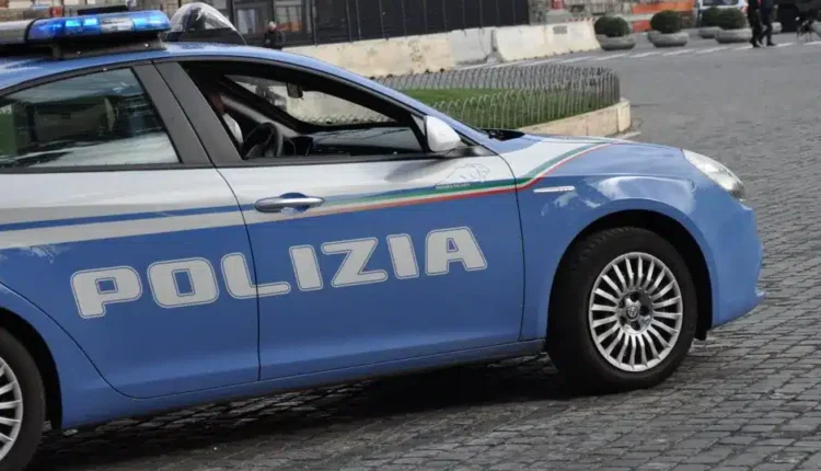 Roma, intrappolate in un seminterrato allagato: due studentesse salvate dalla Polizia di Stato