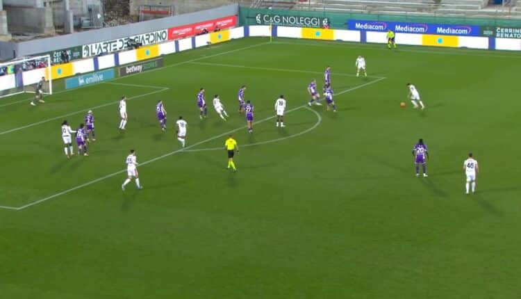 Serie A: punti salvezza per il Parma, il Milan pareggia a Firenze e Inter-Napoli termina 2-2.