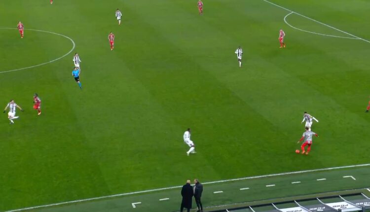 Serie A: il Genoa cala il tris contro il Cagliari, Juventus in scioltezza contro la Cremonese