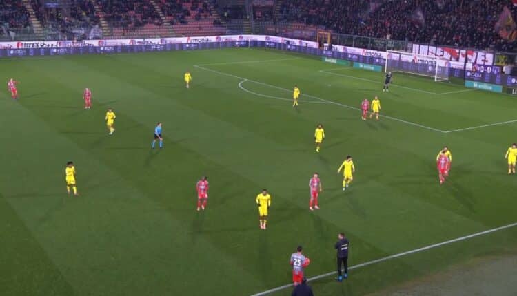 Serie A: Cremonese-Verona termina 0-0, Il Como stende la Lazio all'Olimpico