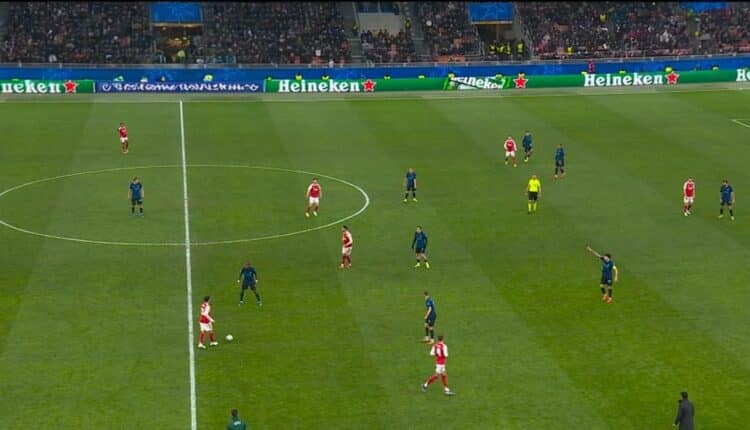 Champions League: serata amara per le italiane. Il Napoli pareggia a Copenaghen, l'Inter perde contro l'Arsenal