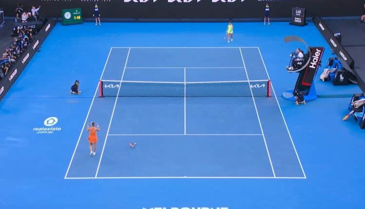 Australian Open: Jasmine Paolini esce al terzo turno, la diciottenne Jovic sorprende