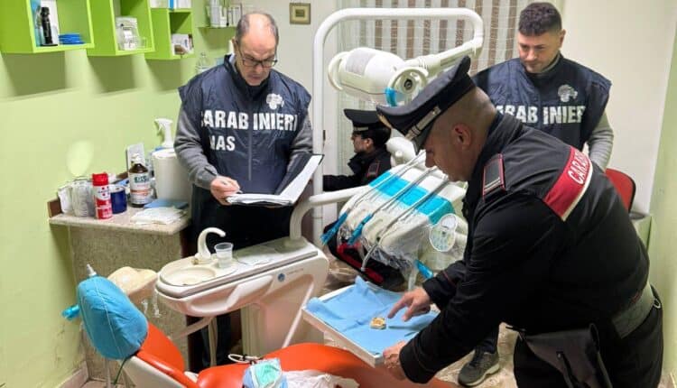 Studio odontoiatrico abusivo scoperto a Cefalà Diana denunciato un odontotecnico di 59 anni