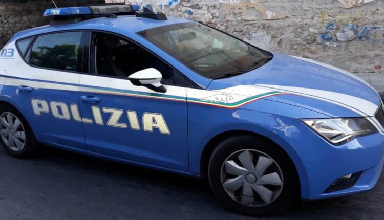 Polizia di Stato a Vercelli dopo tentata rapina ai danni di un minorenne