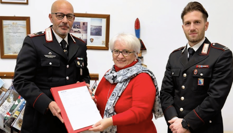 Truffa con sms antifrode ad Ancona, i Carabinieri recuperano e restituiscono 14mila euro a una donna