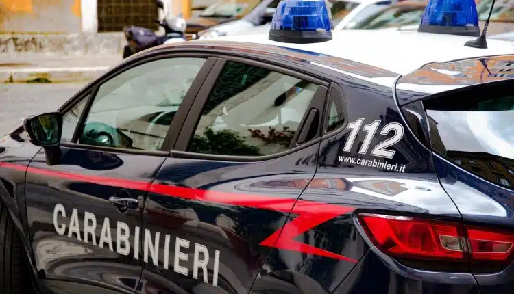 Carabinieri intervengono a Melfi per un caso di violenza domestica con arresto e braccialetto elettronico