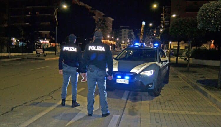 Controlli della Polizia di Stato a Cosenza