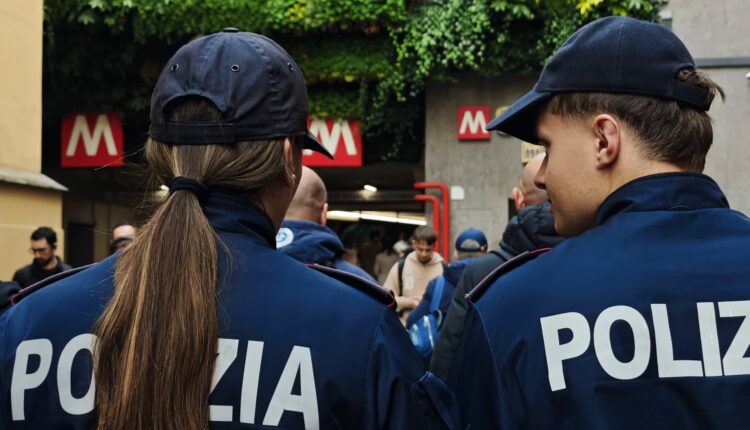 Droga e rapine nella metropolitana di Roma: quattro arresti in poche ore, blitz della Polizia di Stato