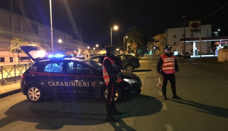 Controlli straordinari dei Carabinieri a Barcellona P.G.